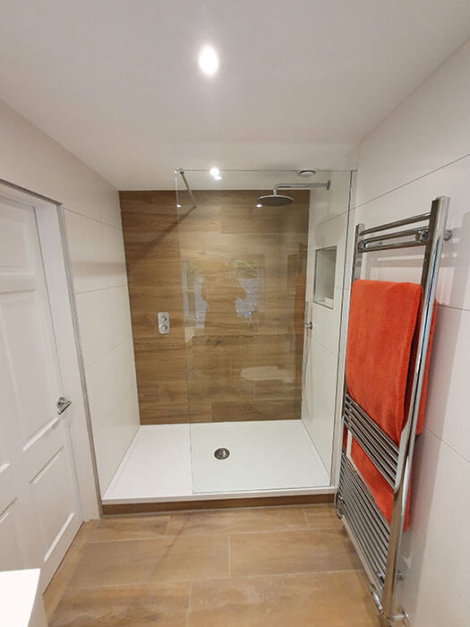 Bathroom Projects - Project 1 - Slider Image - James Ensuite Pic 5