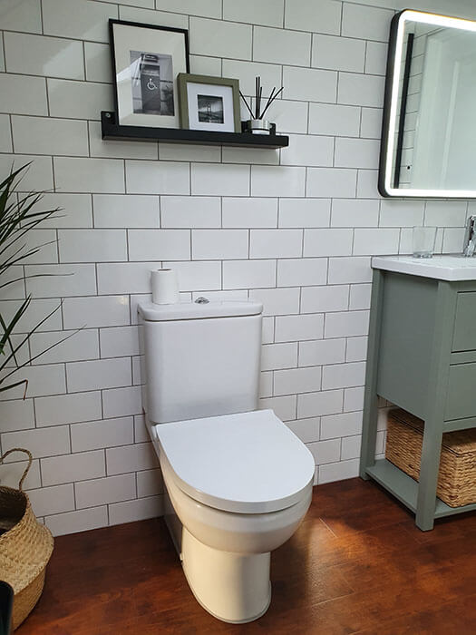Bathroom Projects - Project 2 - Slider Image - Phillips Ensuite Pic 5