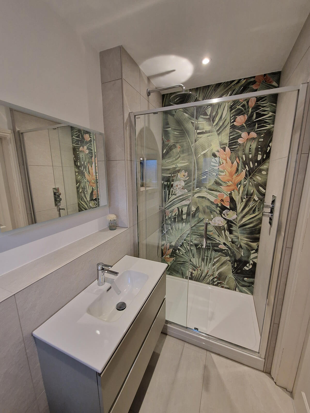 Beattie Guest En-suite Pic 1
