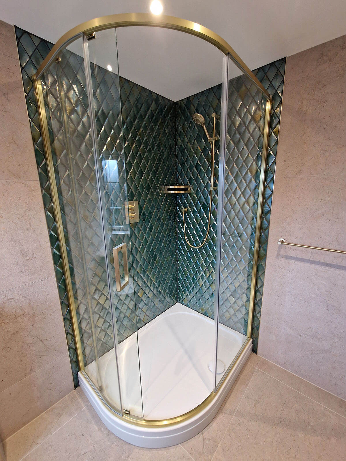 Goodwin En-suite Pic 1